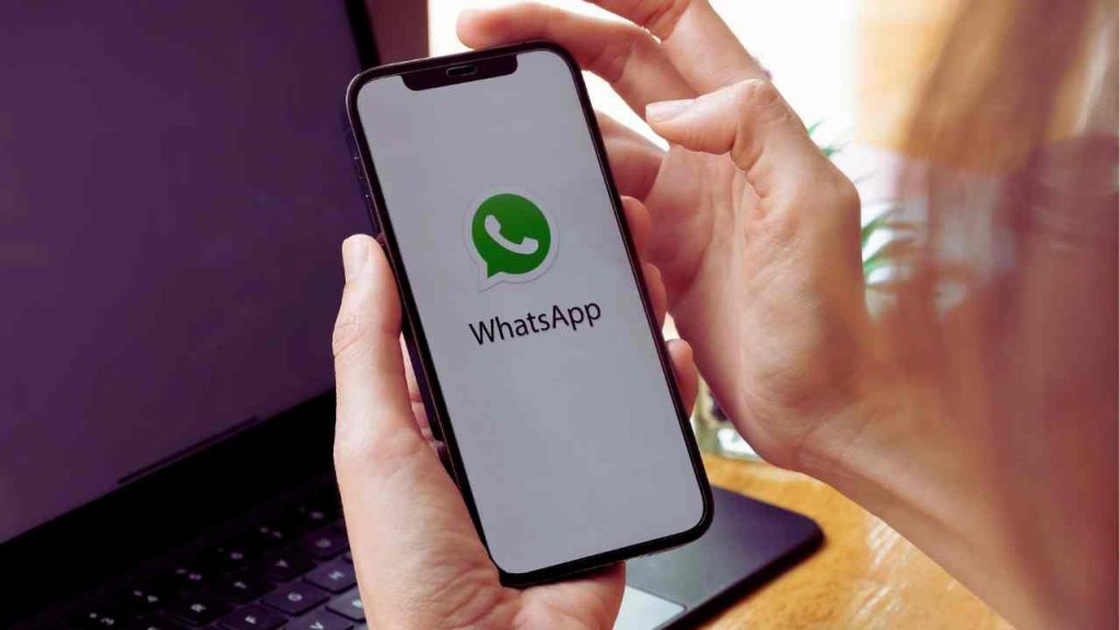 WhatsApp, se non si apre più il problema è dello smartphone: per alcuni la data di scadenza è segnata