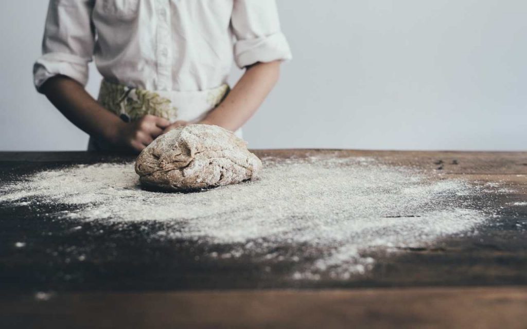 Pane senza lievito, da oggi lo preparo a casa ogni giorno | Non ho più la pancia gonfia e risparmio una barca di soldi