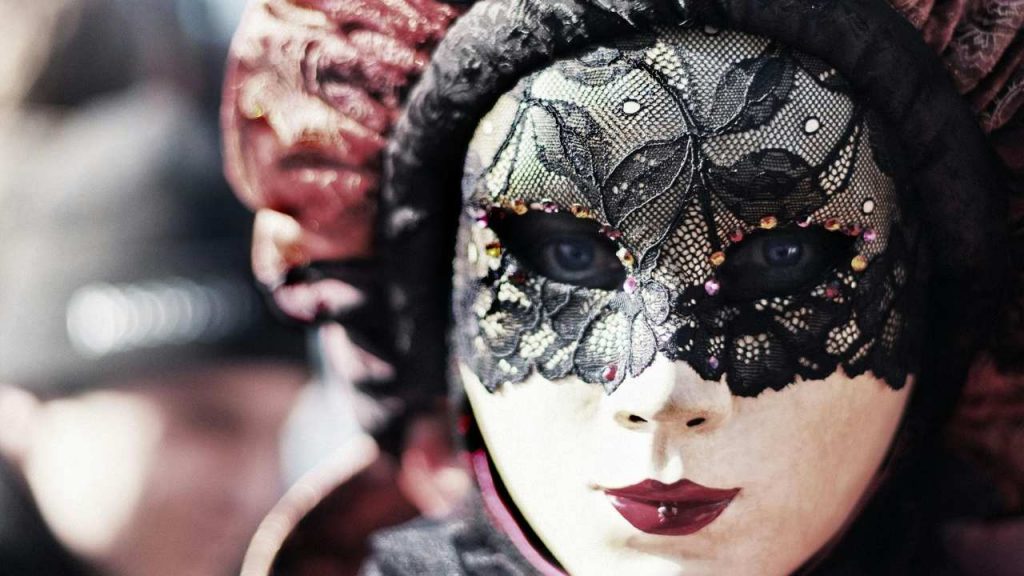 Tutto pronto per il Carnevale di Venezia 2025: si parte domenica 16 febbraio | Lista degli eventi in maschera