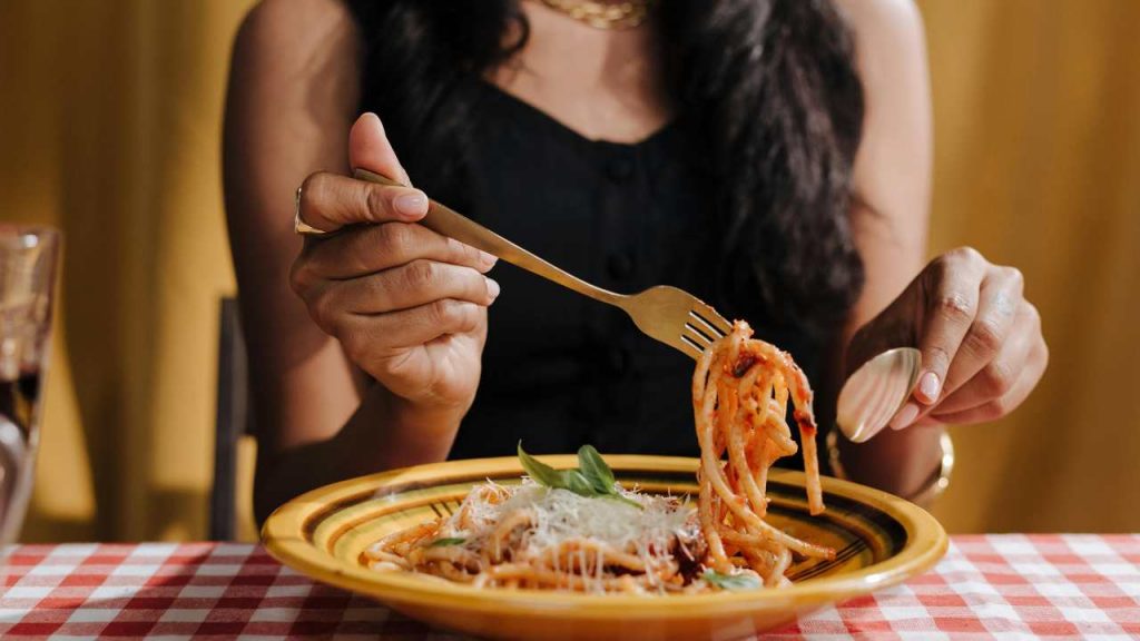 Truffa del ristorante, diffusa a macchia d’olio | Leggi il prezzo sul menù e poi alla cassa scopri la magagna