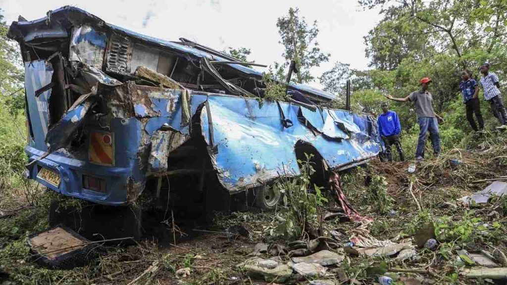 Tragedia in Kenya durante la vacanza: due vittime italiane a causa di un incidente in pulmino